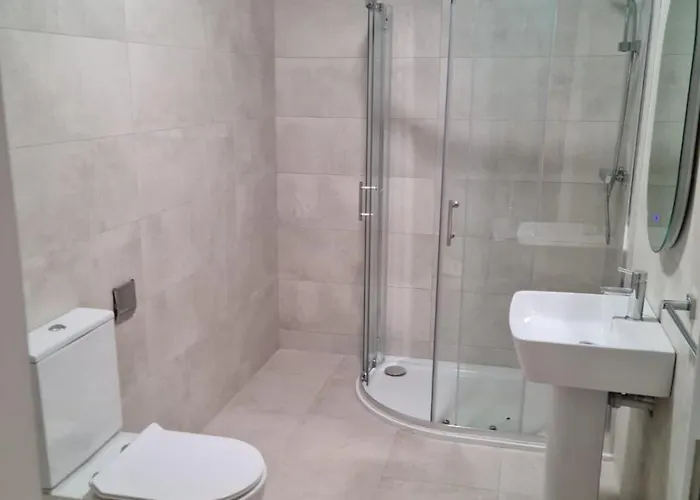 Modern 2 Bedroom With River Views * Glenbeigh