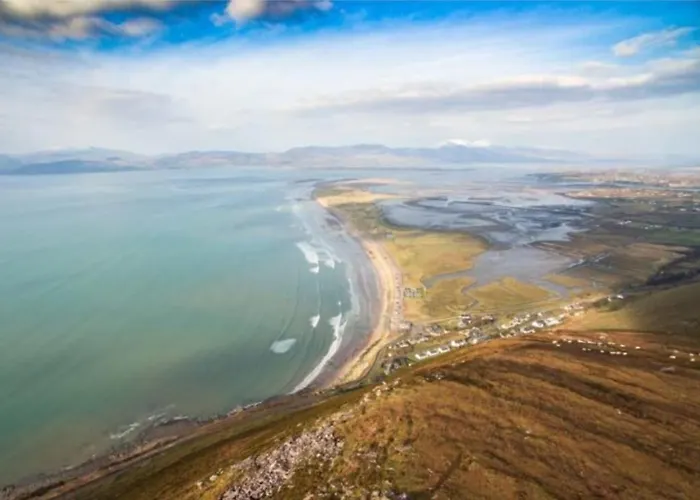 Modern 2 Bedroom With River Views Apartament Glenbeigh